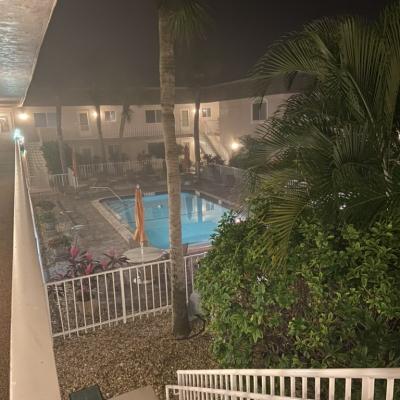 5845035e F527 4063 A3c6 E45cf6ff69ff 1 105 C